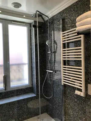 Salle de bains dans l'établissement Résidence Labyrinthe