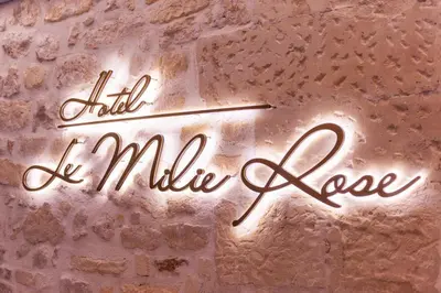 Certificat, récompense, panneau ou autre document affiché dans l'établissement Hôtel Le Milie Rose