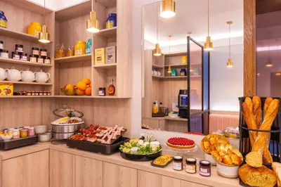 Nourriture dans l'hôtel ou à proximité