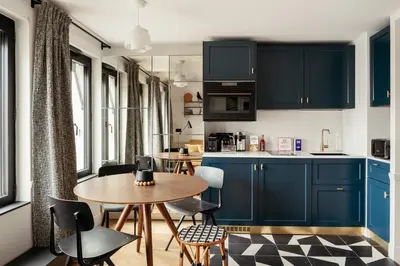 Cuisine ou kitchenette dans l'établissement My Maison In Paris Invalides