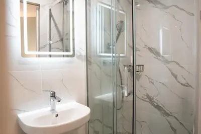 Salle de bains dans l'établissement Aero Hotel