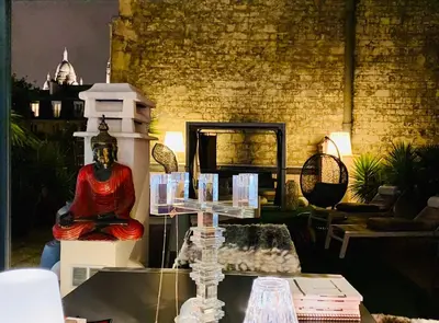 Boissons dans l'établissement BEAUTIFUL PLACE WITH BREATHTAKING PRIVATE ROOFTOP TERRACE 210m2 IN CITY OF LOVE PARIS
