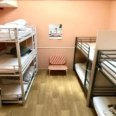 Un ou plusieurs lits dans un hébergement de l'établissement trendy hostel