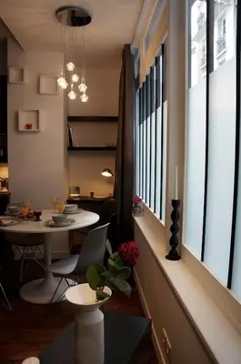 Coin salon dans l'établissement Studios de Charme à Montmartre