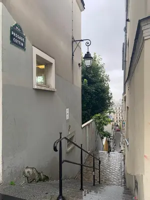 Plan de l'établissement Studios de Charme à Montmartre