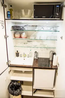 Cuisine ou kitchenette dans l'établissement Studio boisé à 2 pas du jardin du Luxembourg