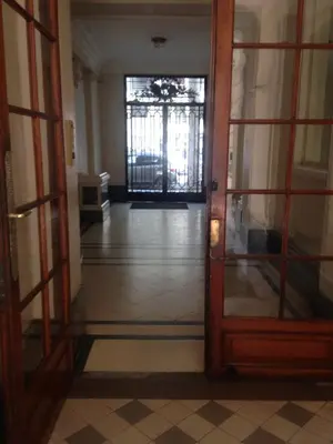 Plan de l'établissement Studio à Paris près du Pont Mirabeau et Tour Eiffel
