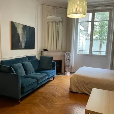 Studio à Paris près du Pont Mirabeau et Tour Eiffel