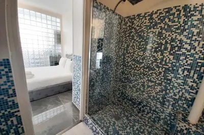 Salle de bains dans l'établissement Sweet Apartment in Paris Montmartre