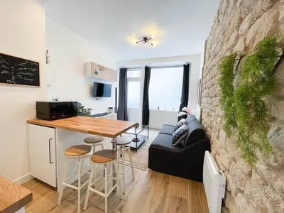 Cuisine ou kitchenette dans l'établissement LE GRACIEUX - MILORA INN - Central Paris