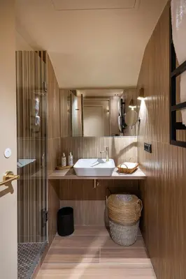 Salle de bains dans l'établissement Hôtel Amoi Paris
