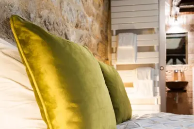 Coin salon dans l'établissement My Nest Inn Paris Marais - 53m² - 2 chambres - Coeur de Paris