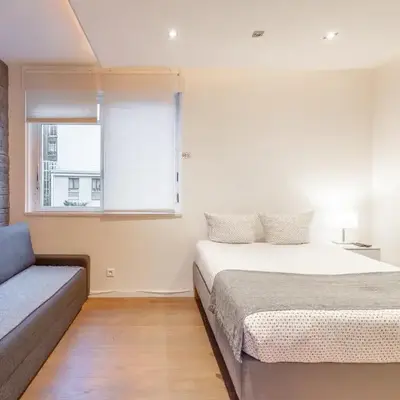 Victor Hugo Flat