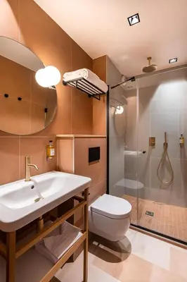Salle de bains dans l'établissement O.Lysée Hotel