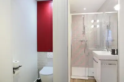 Salle de bains dans l'établissement Rent a Room - Aparts CADET