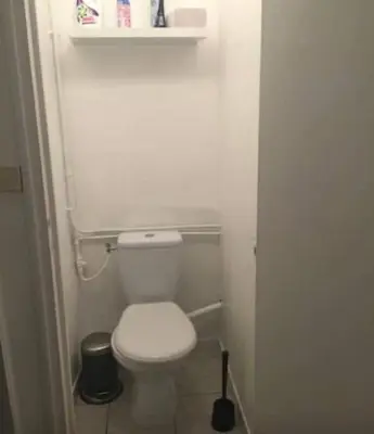 Salle de bains dans l'établissement Studio Cosy à 5 minutes de la Gare de Lyon