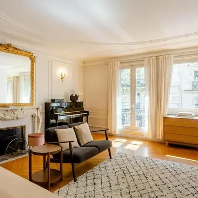 Bel appartement dans le 9ème