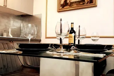Boissons dans l'établissement Da Vinci Apartment Paris Montmartre AirCon