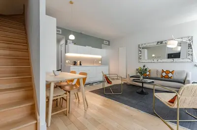 Cuisine ou kitchenette dans l'établissement PARISIAN HOME l MARAIS