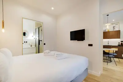 Télévision ou salle de divertissement dans l'établissement Pick A Flat's Apartment in Reuilly-Diderot - Rue Claude Tillier