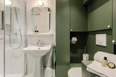 Salle de bains dans l'établissement GuestReady - Apt in the heart of Latin Quarter