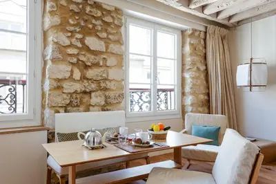 Coin salon dans l'établissement GuestReady - Apt in the heart of Latin Quarter