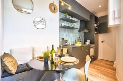 Plan de l'établissement NEW Eiffel Tour ! Splendid Apartments in the Heart of Paris