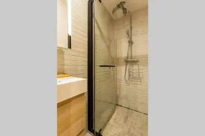 Salle de bains dans l'établissement Appartement de charme Gambetta Père Lachaise