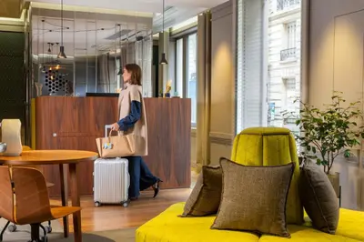 Clients de l'établissement Hôtel Sophie Germain