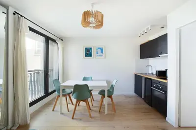 Cuisine ou kitchenette dans l'établissement Residence Boulogne Centre le passage by Studio prestige