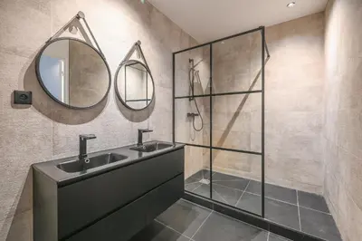 Salle de bains dans l'établissement Appartement de Prestige - Grand Varenne