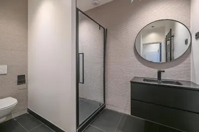 Salle de bains dans l'établissement Appartement de Prestige - Grand Varenne