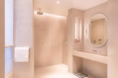 Salle de bains dans l'établissement Hotel de Montesquieu