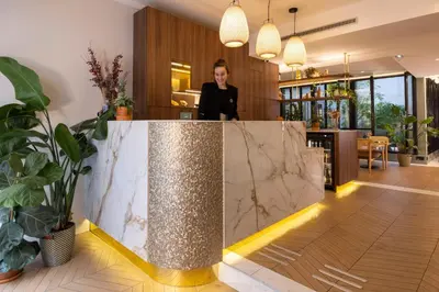 Membres du personnel de l'établissement Hôtel La Canopée