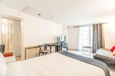 Un ou plusieurs lits dans un hébergement de l'établissement Chatelet Flat
