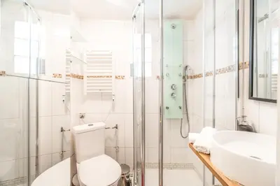Salle de bains dans l'établissement Chatelet Flat