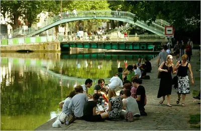 Clients de l'établissement Charmante studette Paris Canal Saint Martin