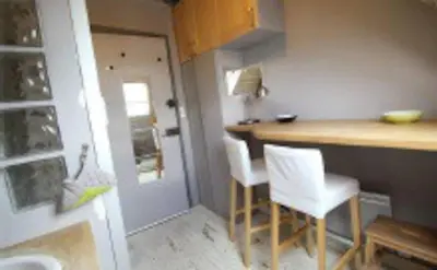 Cuisine ou kitchenette dans l'établissement Charmante studette Paris Canal Saint Martin