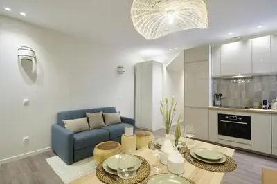 Cuisine ou kitchenette dans l'établissement Residence Le Marais Beaubourg by Studio prestige