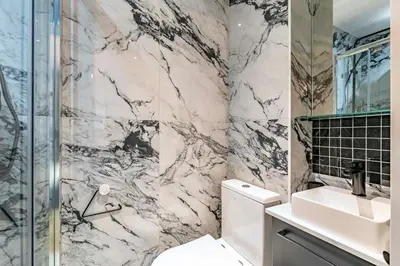 Salle de bains dans l'établissement le studio velasquez