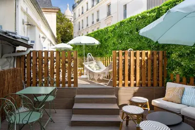 Balcon ou terrasse dans l'établissement Le Village Montmartre