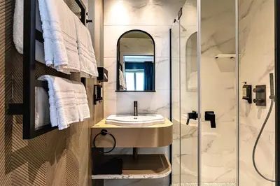 Salle de bains dans l'établissement Hôtel Veryste & Spa Paris