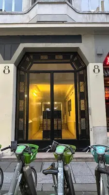 Plan de l'établissement Magnifique Studio avec Mezzanine au Cœur de Paris