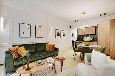 Coin salon dans l'établissement TheLander - Champs Elysées Serviced Apartments