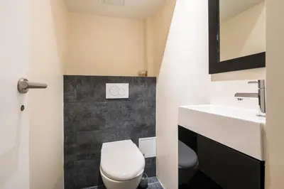 Salle de bains dans l'établissement Spacious apartment-2BR-6P-Boulevard Saint-Germain