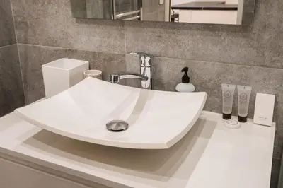 Salle de bains dans l'établissement Spacious apartment-2BR-6P-Boulevard Saint-Germain