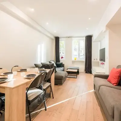 Spacious apartment-2BR-6P-Boulevard Saint-Germain