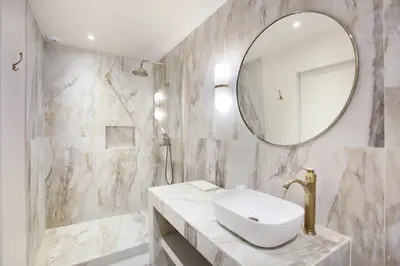 Salle de bains dans l'établissement Residence in the center of Paris by Studio prestige