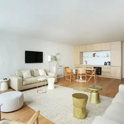 Residence in the center of Paris by Studio prestige