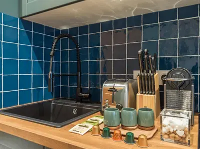 Cuisine ou kitchenette dans l'établissement Nature and Haven of Peace Apartment